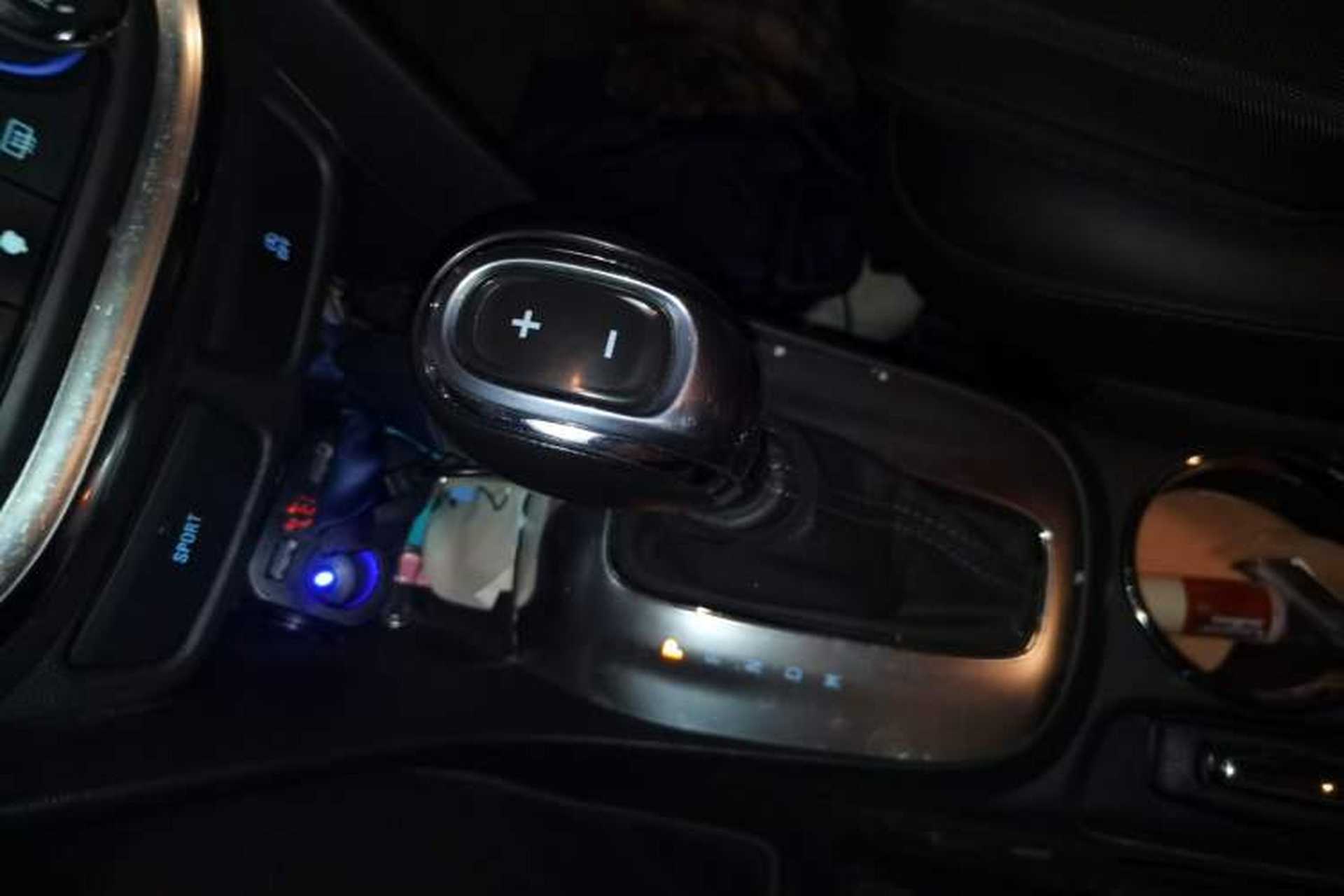 Used Buick Encore 2015 1.4T Automatic Two-Wheel Drive Urban Leading Model Gear Lever