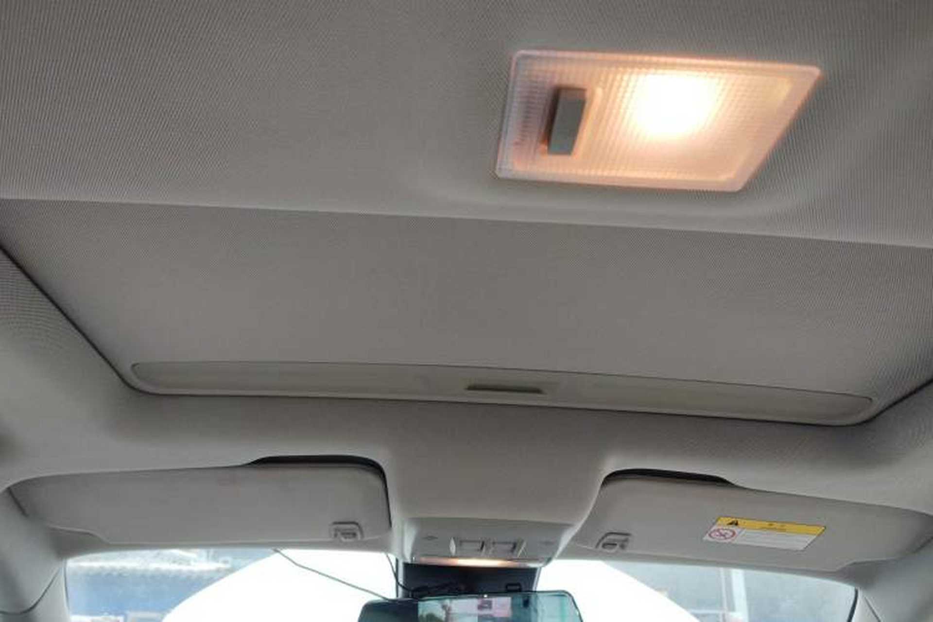 Used Buick Encore 2015 1.4T Automatic Two-Wheel Drive Urban Elite Version Headliner
