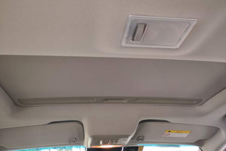 Used Buick Encore 2015 1.4T Automatic Two-Wheel Drive Urban Leading Model Headliner