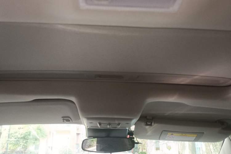 Used Buick Encore 2015 1.4T Automatic Two-Wheel Drive Urban Elite Version Headliner