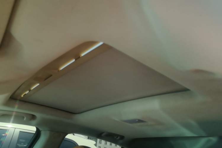 Used Buick Encore 2015 1.4T Automatic Two-Wheel Drive Urban Leading Model Headliner