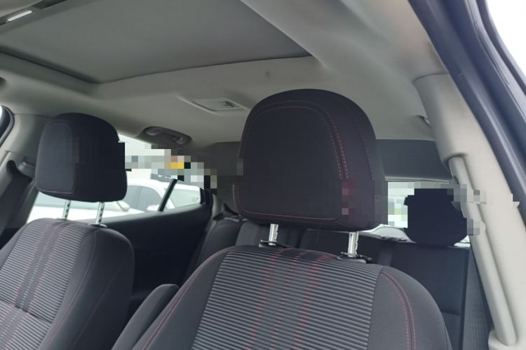 Used Buick Encore 2015 1.4T Automatic Two-Wheel Drive Urban Elite Version Headliner