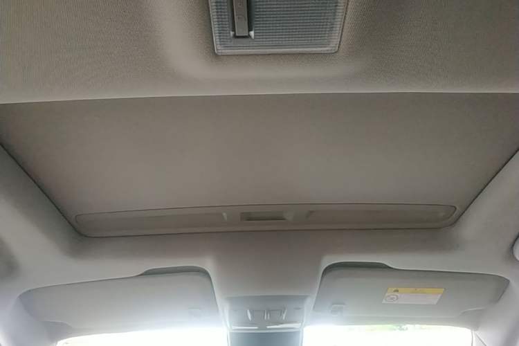 Used Buick Encore 2015 1.4T Automatic Two-Wheel Drive Urban Leading Model Headliner