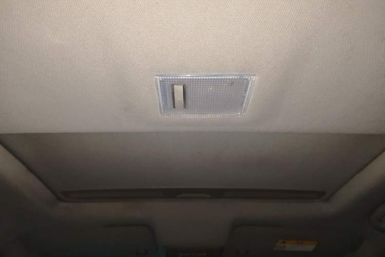 Used Buick Encore 2015 1.4T Manual Two-Wheel Drive Urban Advanced Model Headliner