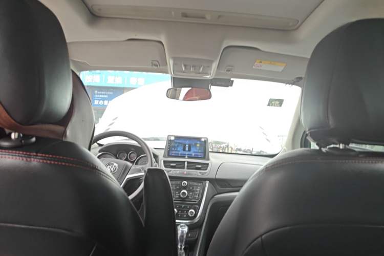 Used Buick Encore 2015 1.4T Automatic Two-Wheel Drive Urban Elite Version Headliner