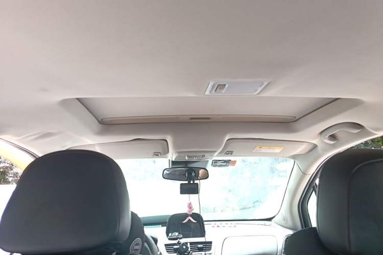 Used Buick Encore 2015 1.4T Manual Two-Wheel Drive Urban Advanced Model Headliner
