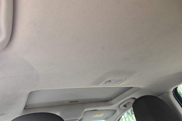 Used Buick Encore 2015 1.4T Automatic Two-Wheel Drive Urban Elite Version Headliner