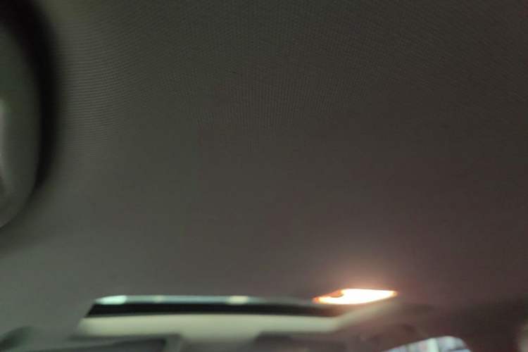 Used Buick Encore 2015 1.4T Automatic Two-Wheel Drive Urban Elite Version Headliner