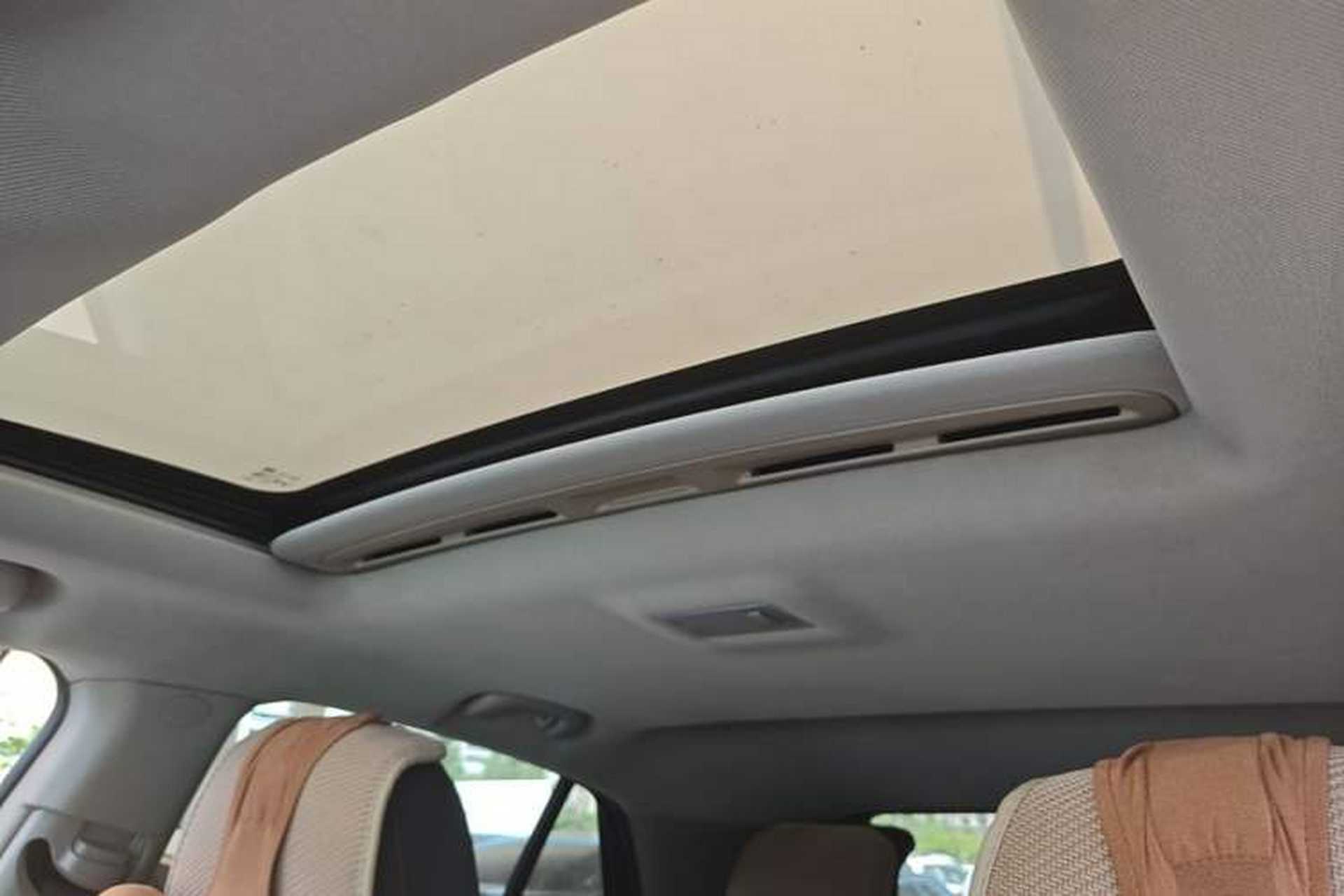 Used Buick Encore 2015 1.4T Automatic Two-Wheel Drive Urban Elite Version Headliner