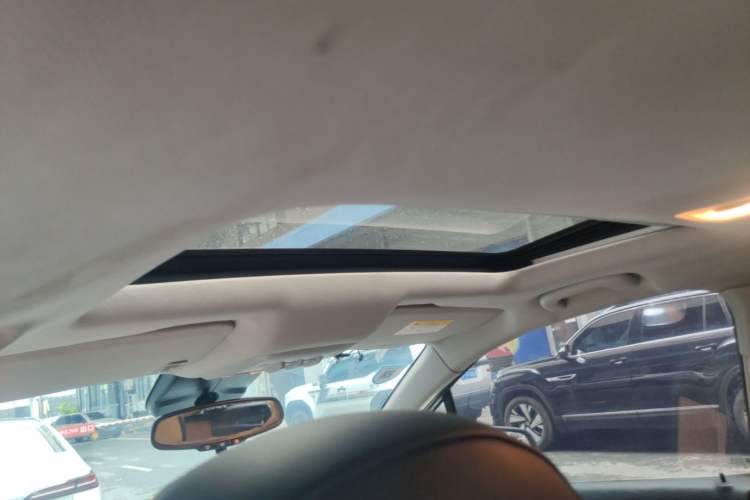 Used Buick Encore 2015 1.4T Automatic Two-Wheel Drive Urban Leading Model Headliner