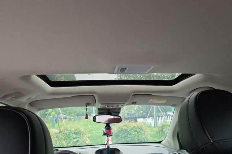 Used Buick Encore 2015 1.4T Manual Two-Wheel Drive Urban Advanced Model Headliner