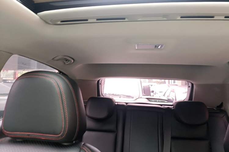 Used Buick Encore 2015 1.4T Automatic Two-Wheel Drive Urban Elite Version Headliner