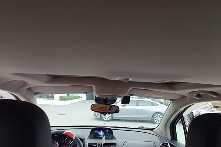 Used Buick Encore 2015 1.4T Automatic Two-Wheel Drive Urban Leading Model Headliner