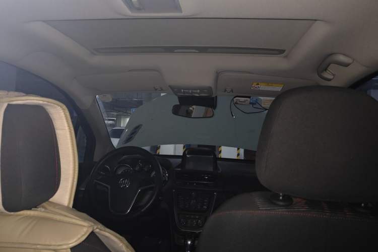 Used Buick Encore 2015 1.4T Automatic Two-Wheel Drive Urban Elite Version Headliner