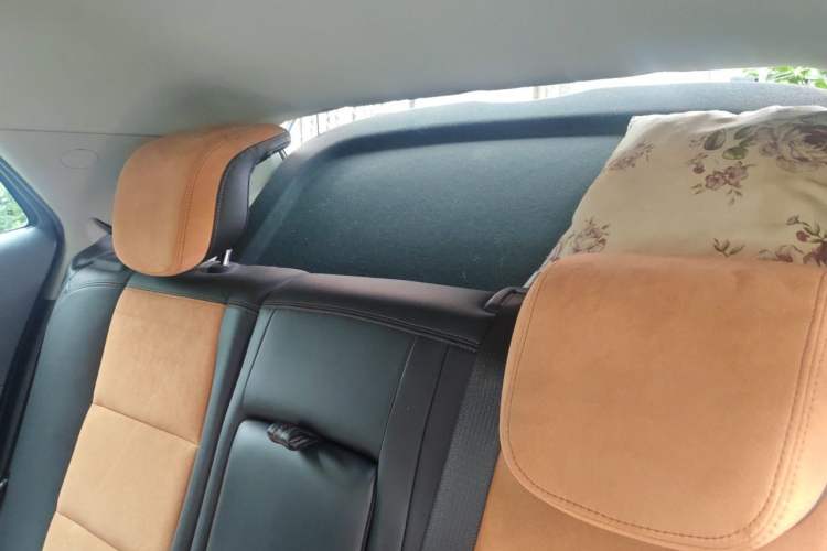 Used Buick Encore 2015 1.4T Automatic Two-Wheel Drive Urban Leading Model Headliner