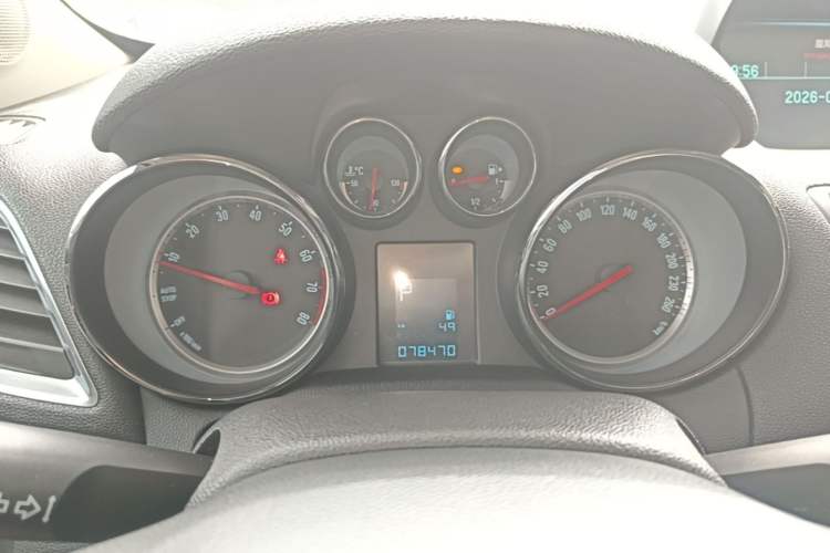 Used Buick Encore 2015 1.4T Automatic Two-Wheel Drive Urban Elite Version Instrument Cluster