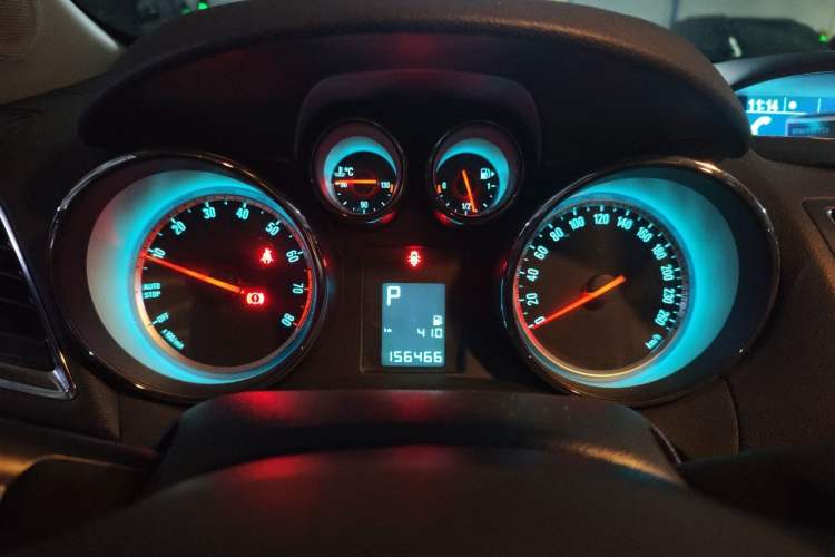 Used Buick Encore 2015 1.4T Automatic Two-Wheel Drive Urban Elite Version Instrument Cluster