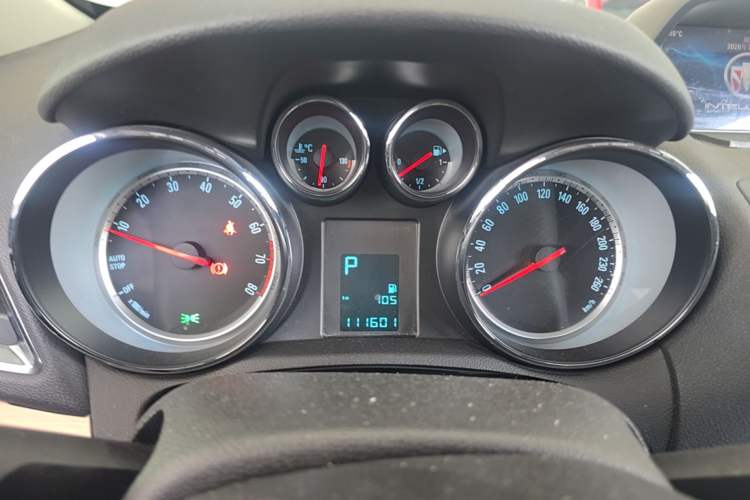 Used Buick Encore 2015 1.4T Automatic Two-Wheel Drive Urban Leading Model Instrument Cluster