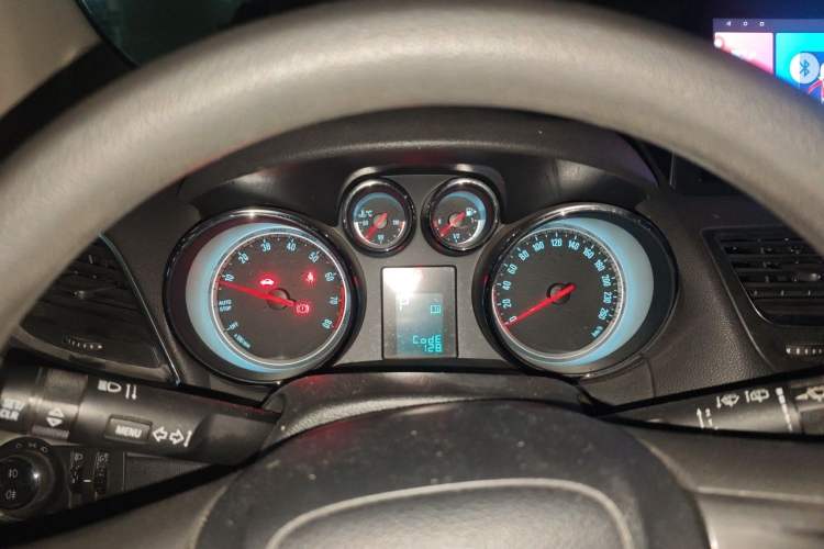 Used Buick Encore 2015 1.4T Automatic Two-Wheel Drive Urban Elite Version Instrument Cluster