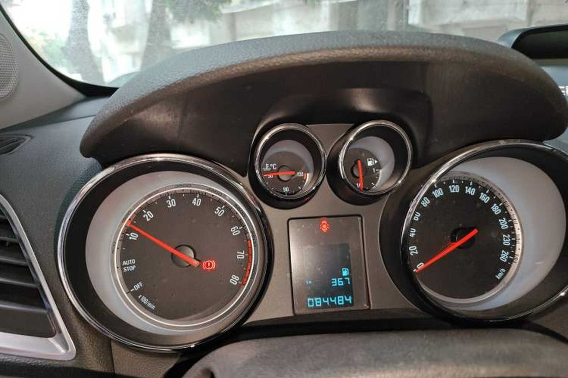 Used Buick Encore 2015 1.4T Manual Two-Wheel Drive Urban Advanced Model Instrument Cluster