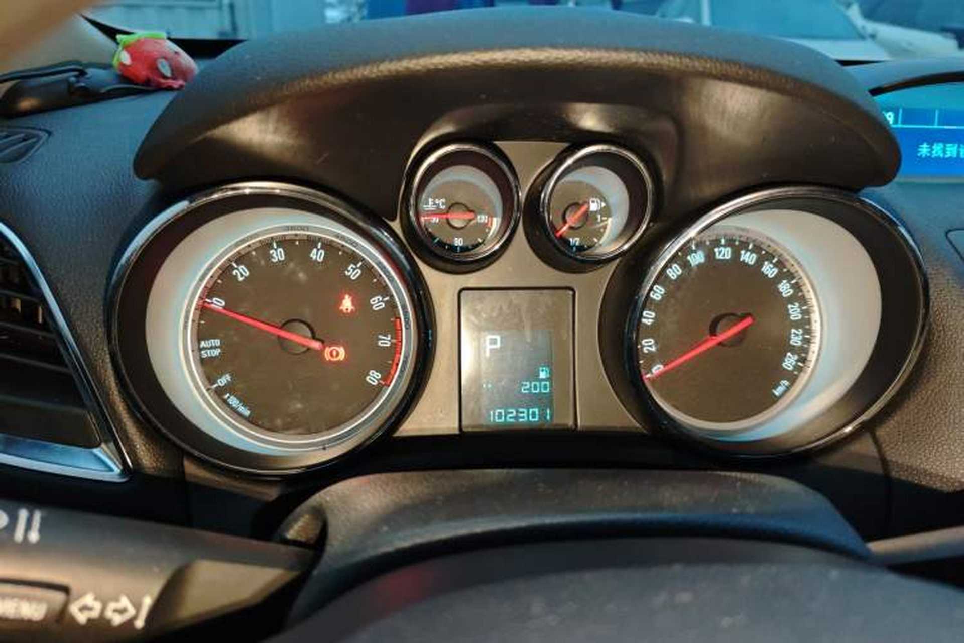 Used Buick Encore 2015 1.4T Automatic Two-Wheel Drive Urban Elite Version Instrument Cluster