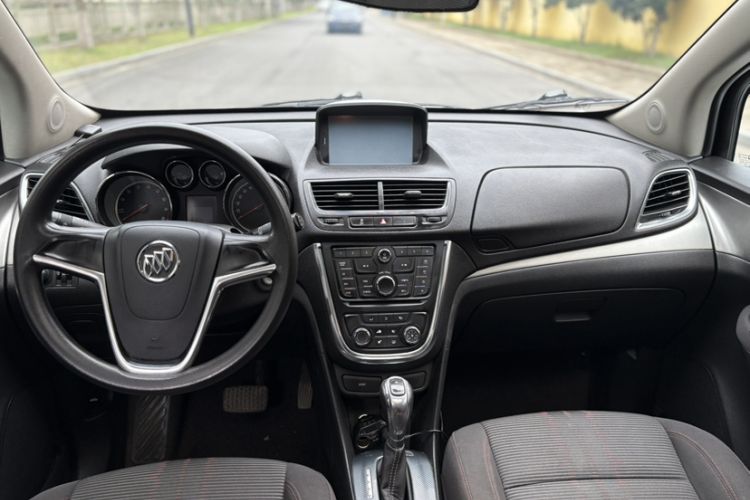 Used Buick Encore 2015 1.4T Automatic Two-Wheel Drive Urban Elite Version Interior 1