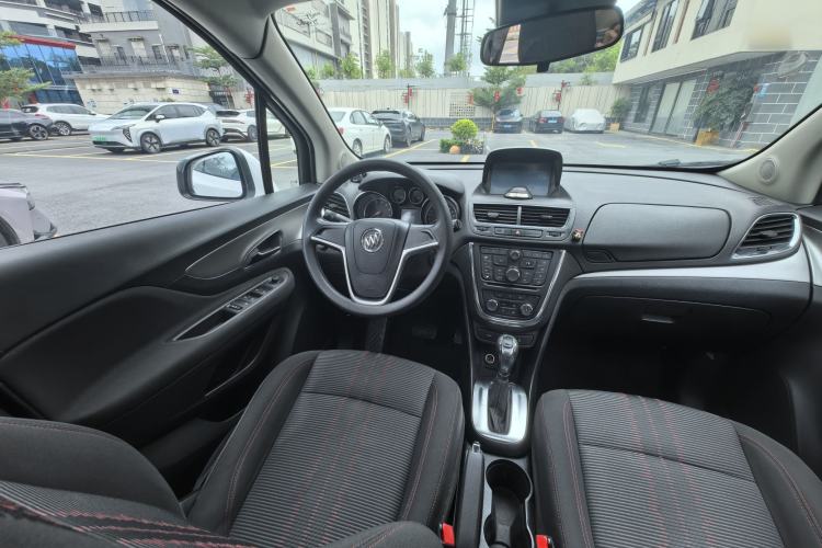 Used Buick Encore 2015 1.4T Automatic Two-Wheel Drive Urban Elite Version Interior 10