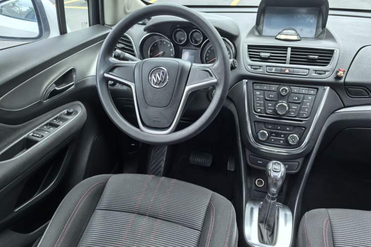 Used Buick Encore 2015 1.4T Automatic Two-Wheel Drive Urban Elite Version Interior 11