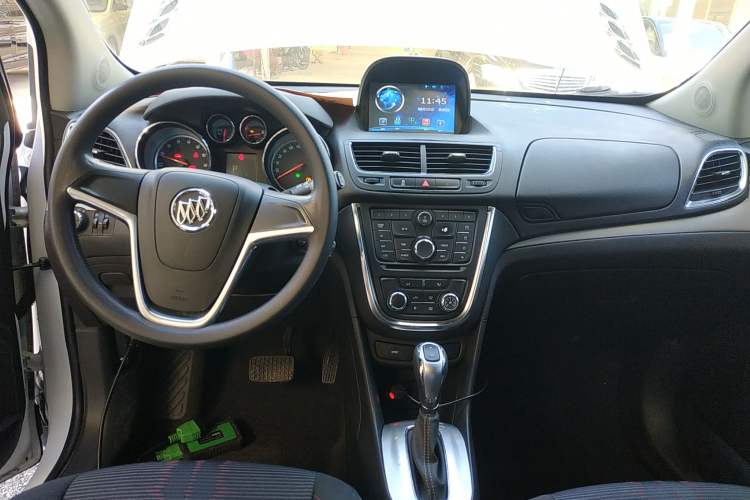 Used Buick Encore 2015 1.4T Automatic Two-Wheel Drive Urban Elite Version Interior 2