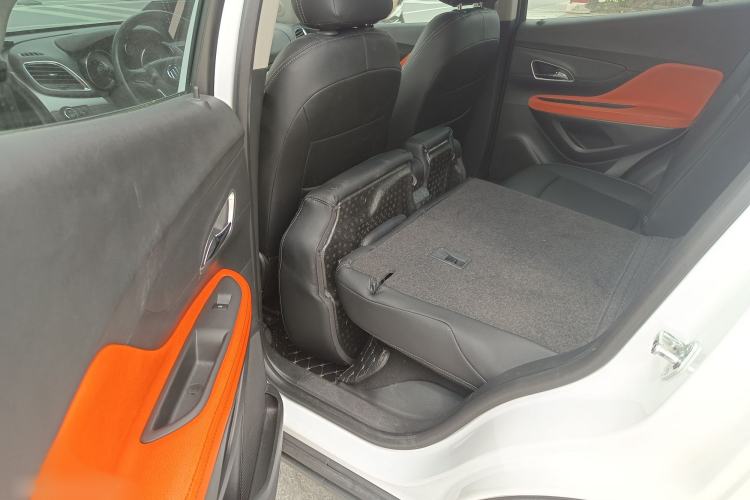 Used Buick Encore 2015 1.4T Automatic Two-Wheel Drive Urban Elite Version Interior 2