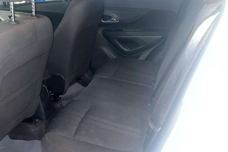 Used Buick Encore 2015 1.4T Automatic Two-Wheel Drive Urban Elite Version Interior 2