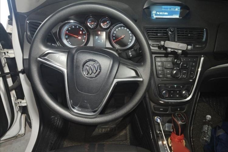 Used Buick Encore 2015 1.4T Automatic Two-Wheel Drive Urban Elite Version Interior 3
