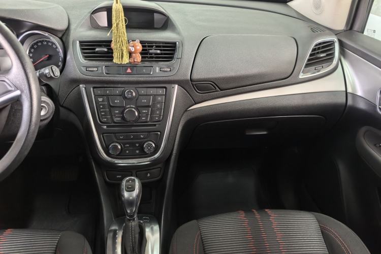 Used Buick Encore 2015 1.4T Automatic Two-Wheel Drive Urban Elite Version Interior 3