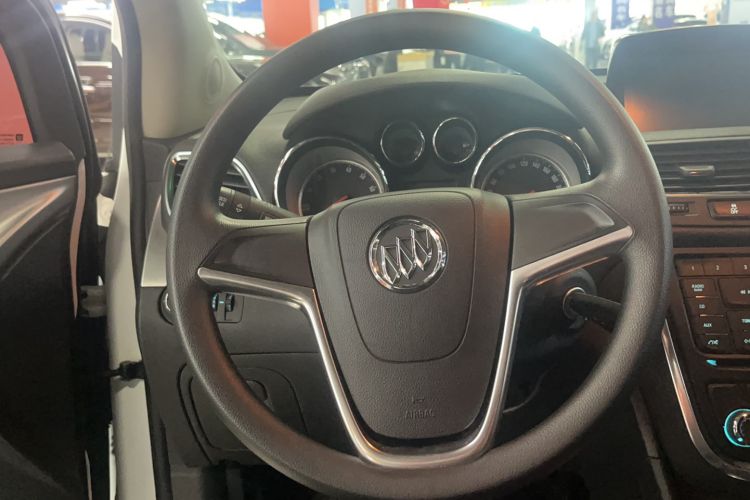 Used Buick Encore 2015 1.4T Automatic Two-Wheel Drive Urban Elite Version Interior 3