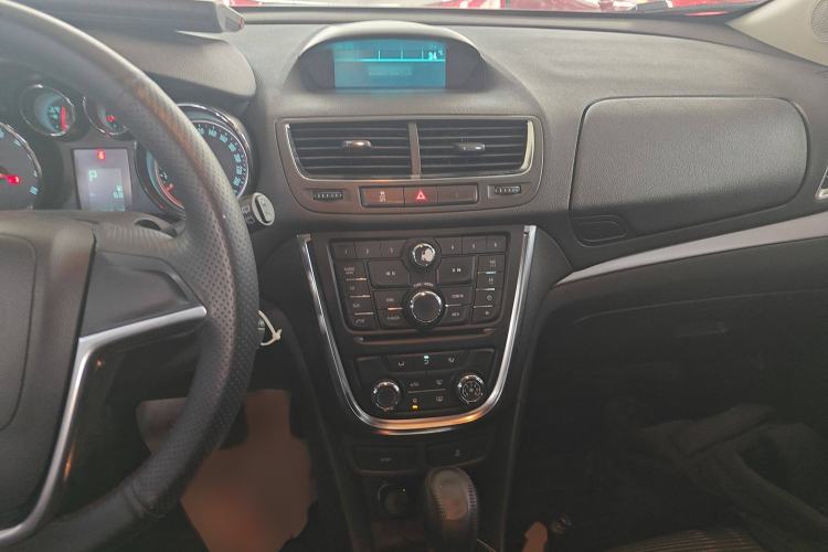 Used Buick Encore 2015 1.4T Automatic Two-Wheel Drive Urban Elite Version Interior 3