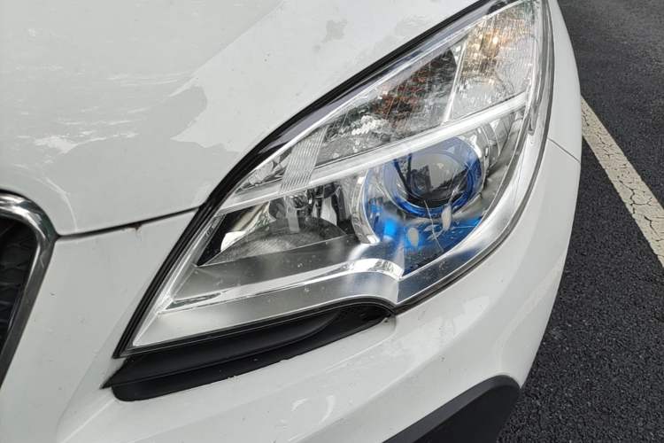 Used Buick Encore 2015 1.4T Automatic Two-Wheel Drive Urban Leading Model Left Front Headlight