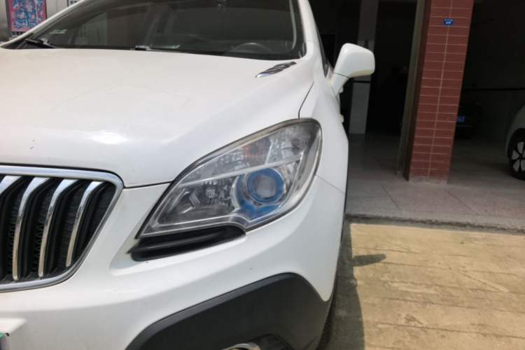 Used Buick Encore 2015 1.4T Automatic Two-Wheel Drive Urban Elite Version Left Front Headlight