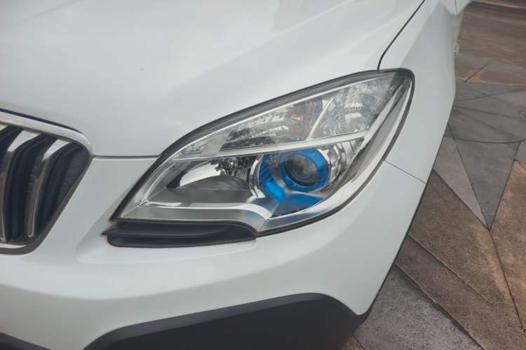 Used Buick Encore 2015 1.4T Automatic Two-Wheel Drive Urban Elite Version Left Front Headlight
