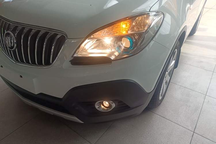 Used Buick Encore 2015 1.4T Automatic Two-Wheel Drive Urban Elite Version Left Front Headlight