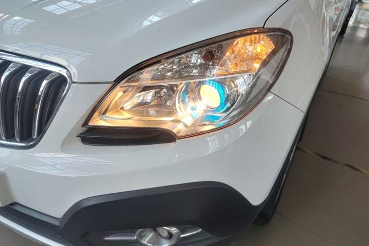 Used Buick Encore 2015 1.4T Automatic Two-Wheel Drive Urban Leading Model Left Front Headlight