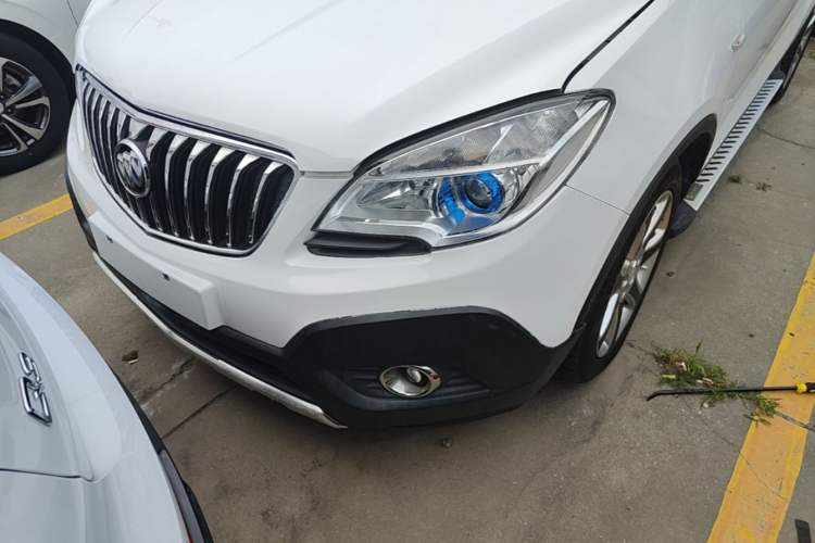 Used Buick Encore 2015 1.4T Automatic Two-Wheel Drive Urban Elite Version Left Front Headlight