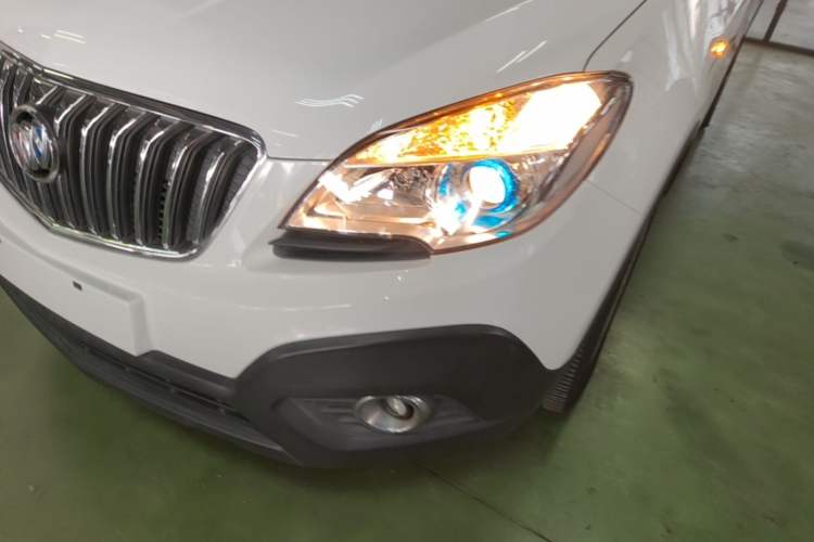 Used Buick Encore 2015 1.4T Automatic Two-Wheel Drive Urban Elite Version Left Front Headlight