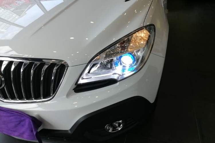 Used Buick Encore 2015 1.4T Automatic Two-Wheel Drive Urban Elite Version Left Front Headlight