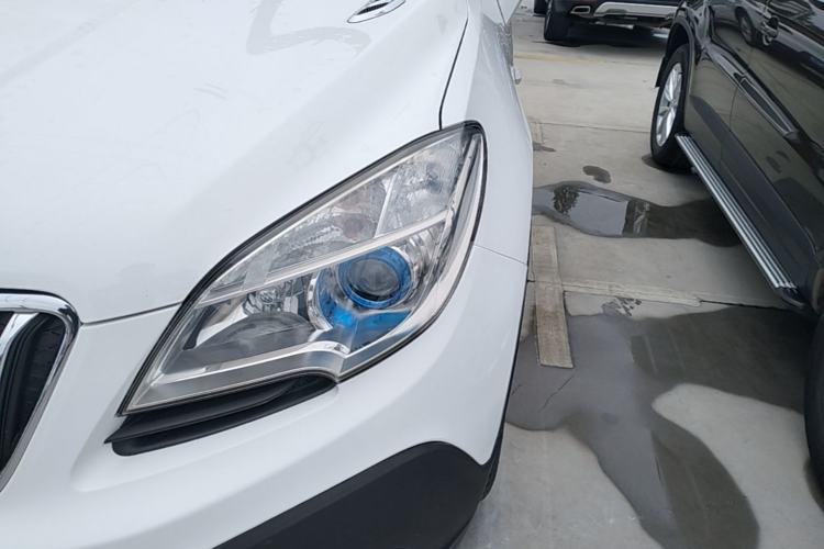 Used Buick Encore 2015 1.4T Automatic Two-Wheel Drive Urban Elite Version Left Front Headlight