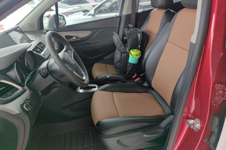 Used Buick Encore 2015 1.4T Automatic Two-Wheel Drive Urban Elite Version Left Front Seat