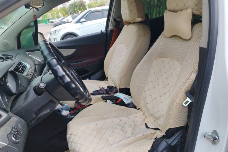 Used Buick Encore 2015 1.4T Manual Two-Wheel Drive Urban Advanced Model Left Front Seat