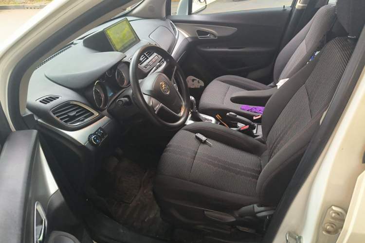 Used Buick Encore 2015 1.4T Automatic Two-Wheel Drive Urban Elite Version Left Front Seat