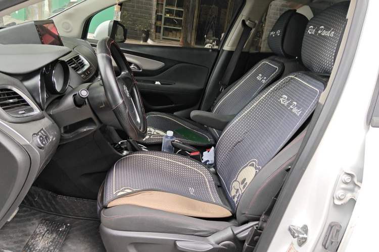 Used Buick Encore 2015 1.4T Automatic Two-Wheel Drive Urban Elite Version Left Front Seat