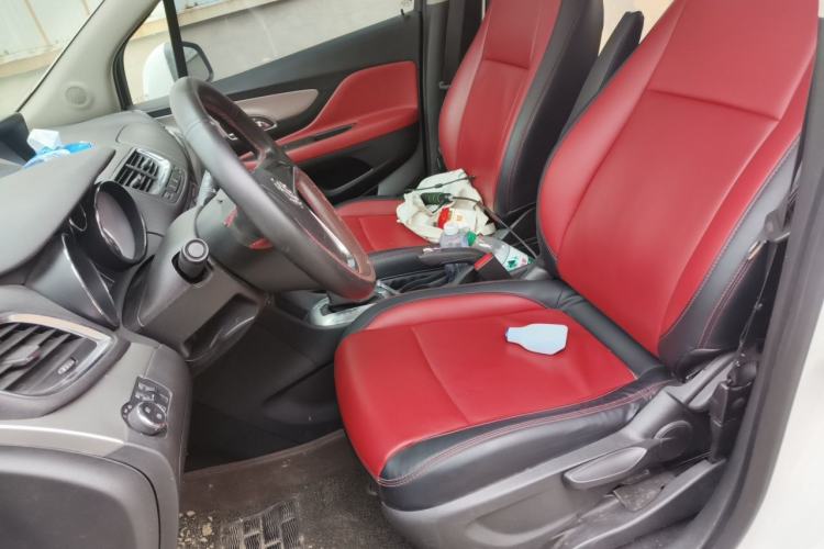 Used Buick Encore 2015 1.4T Automatic Two-Wheel Drive Urban Elite Version Left Front Seat