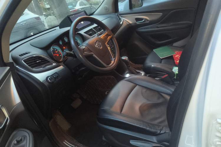 Used Buick Encore 2015 1.4T Automatic Two-Wheel Drive Urban Elite Version Left Front Seat